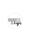 sticker wit met tekst knuffels en kusjes