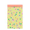 cadeauzakje geelgekleurd met allerlei confetti stipjes